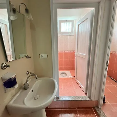 Apartment Gunguli *